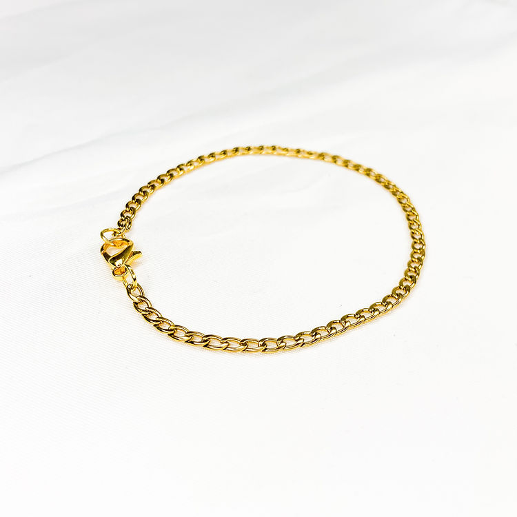 Zuna Bracelet in Gold