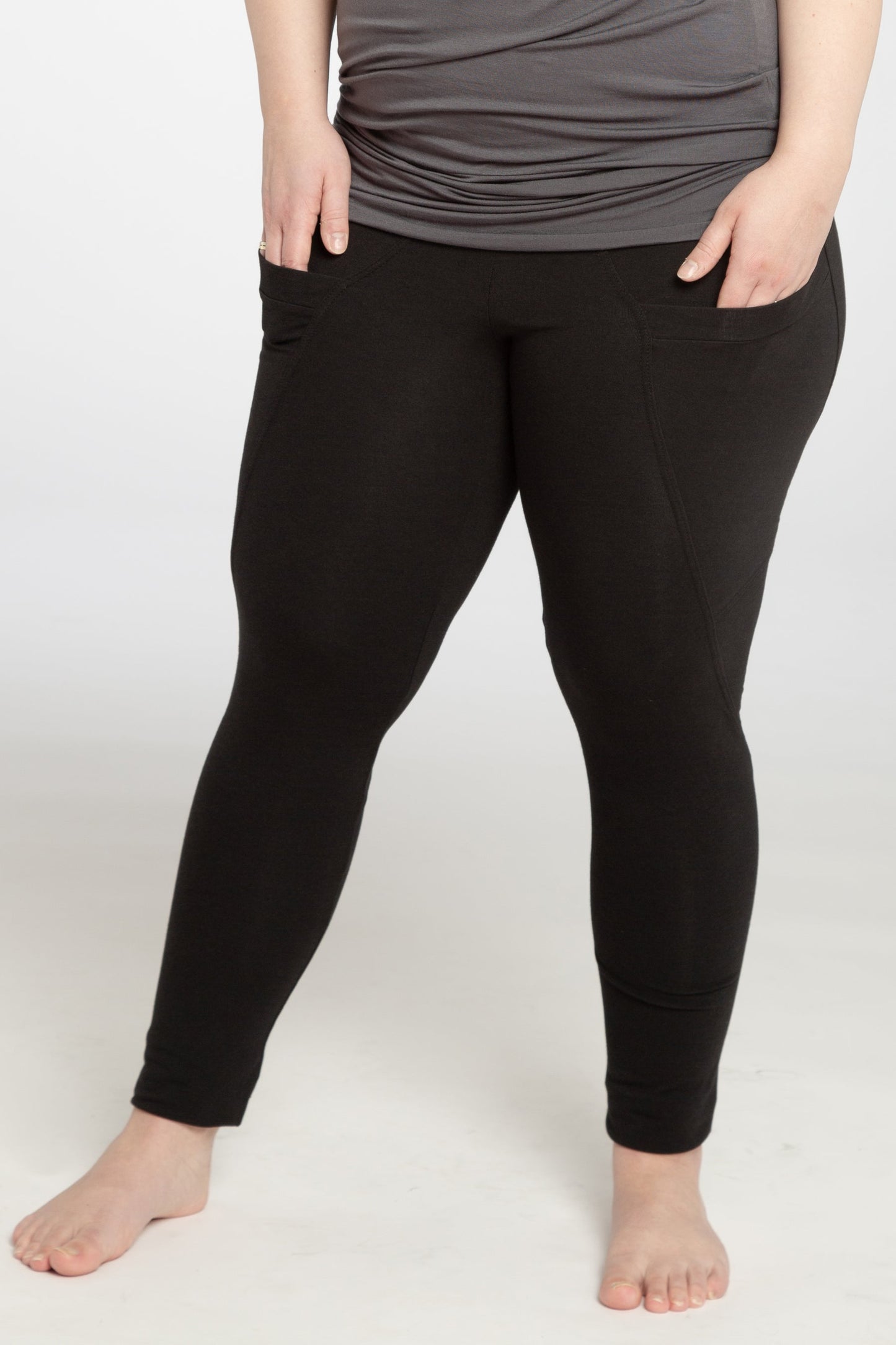 Bella Leggings in Black